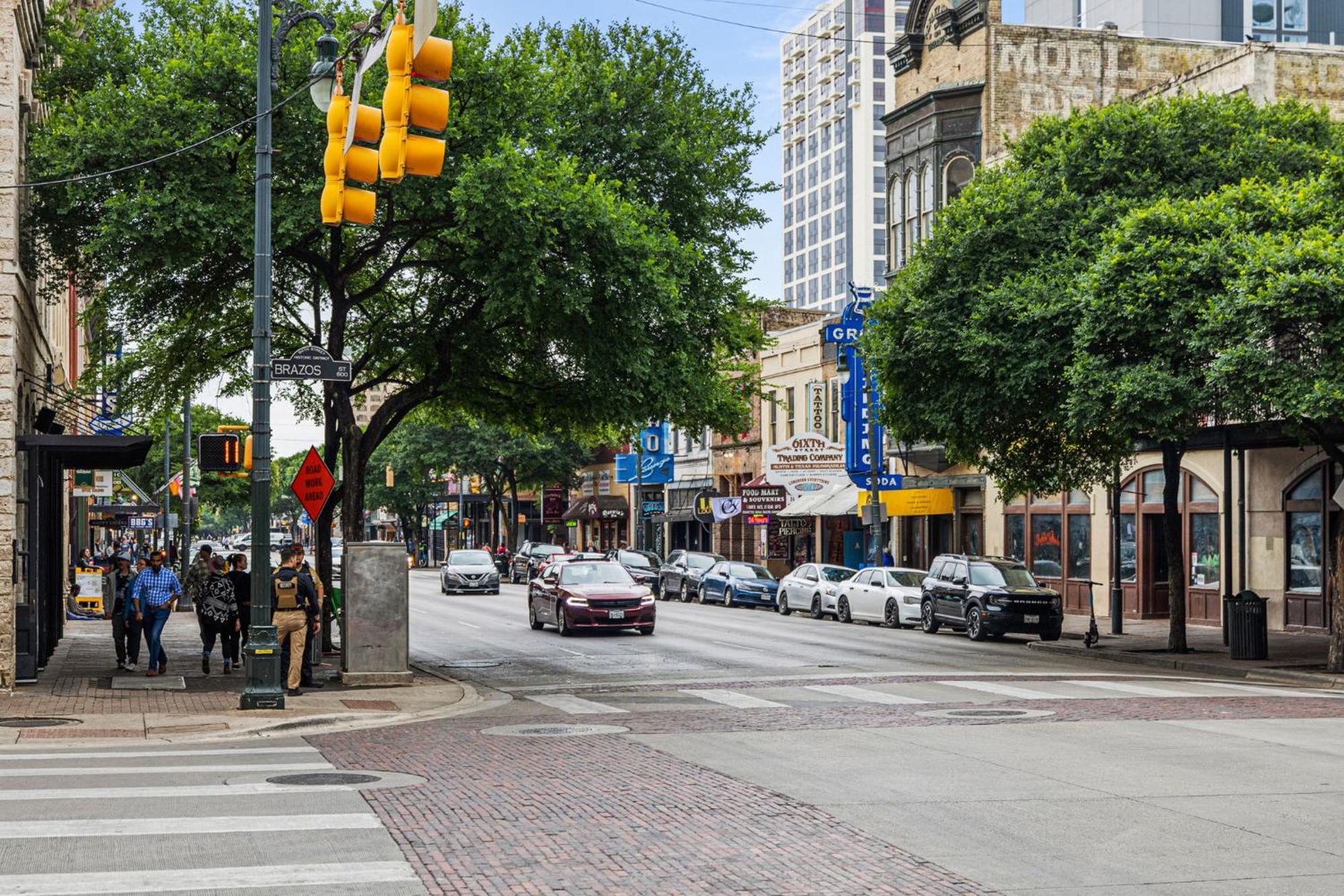 Littlefield Lofts, Hosted By Placemakr - 6Th St Austin Ngoại thất bức ảnh